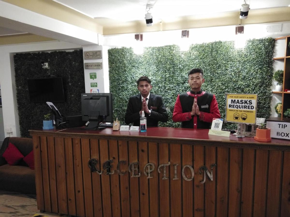 Hotel Mash Flora Fountain Gangtok Esterno foto